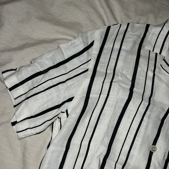 Black and white button down - Picture 3 of 3